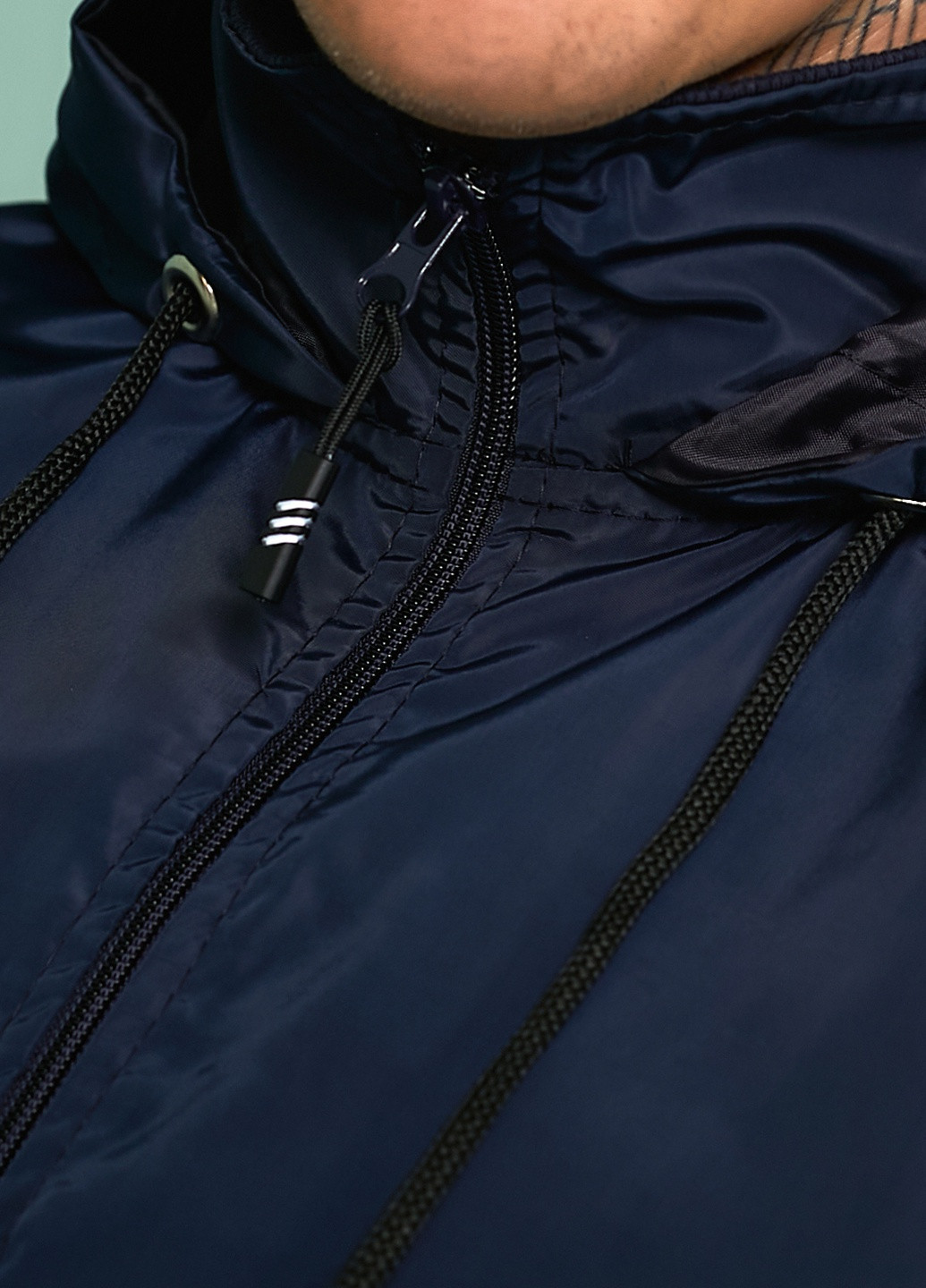 Темно-синяя демисезонная куртка ветровка из плащевой ткани с подкладкой Tailer