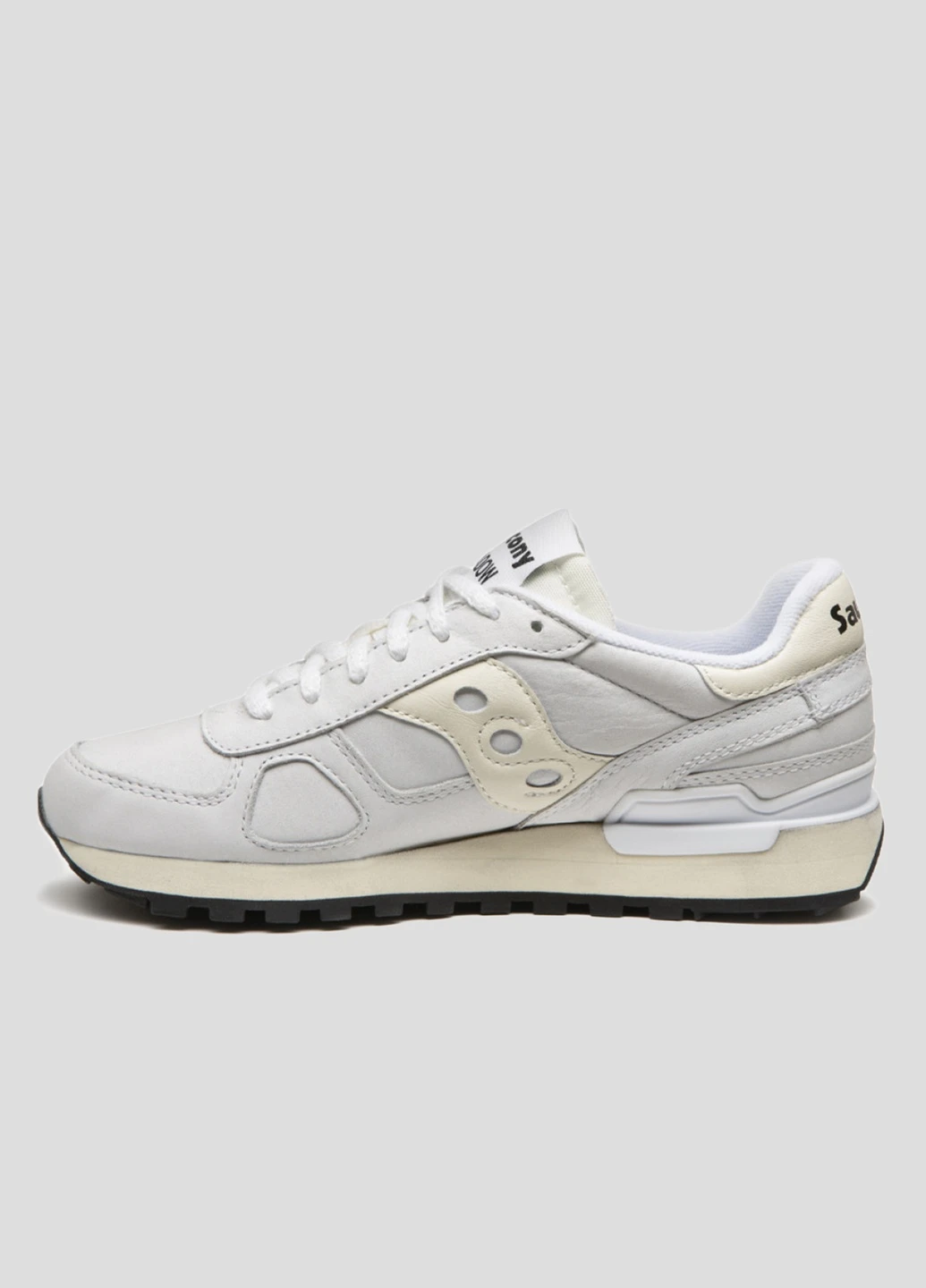 Белые всесезонные белые кроссовки shadow original Saucony