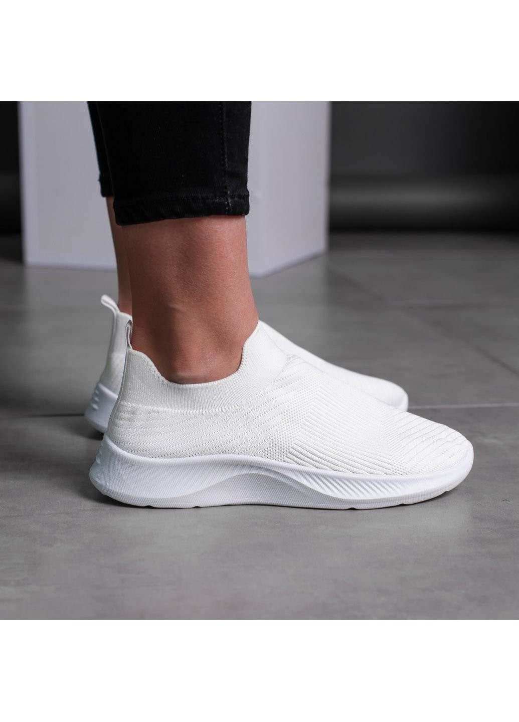 Білі осінні кросівки жіночі sammy 3548 39 25 см білий Fashion