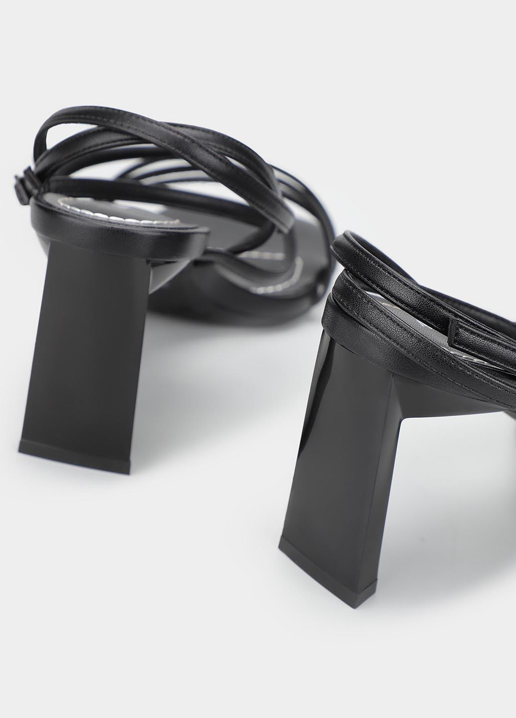 Босоніжки Armani Exchange (365697322)