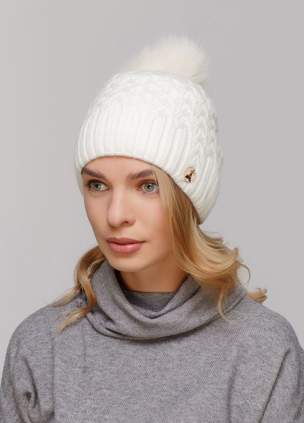 Зимняя теплая женская шапка на флисовой подкладке 550766 Merlini (249643380)
