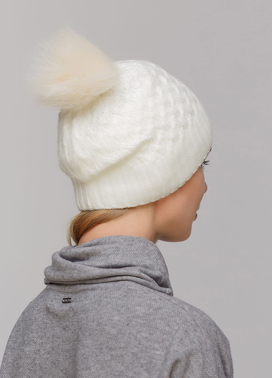 Зимняя теплая женская шапка на флисовой подкладке 550766 Merlini (249643380)