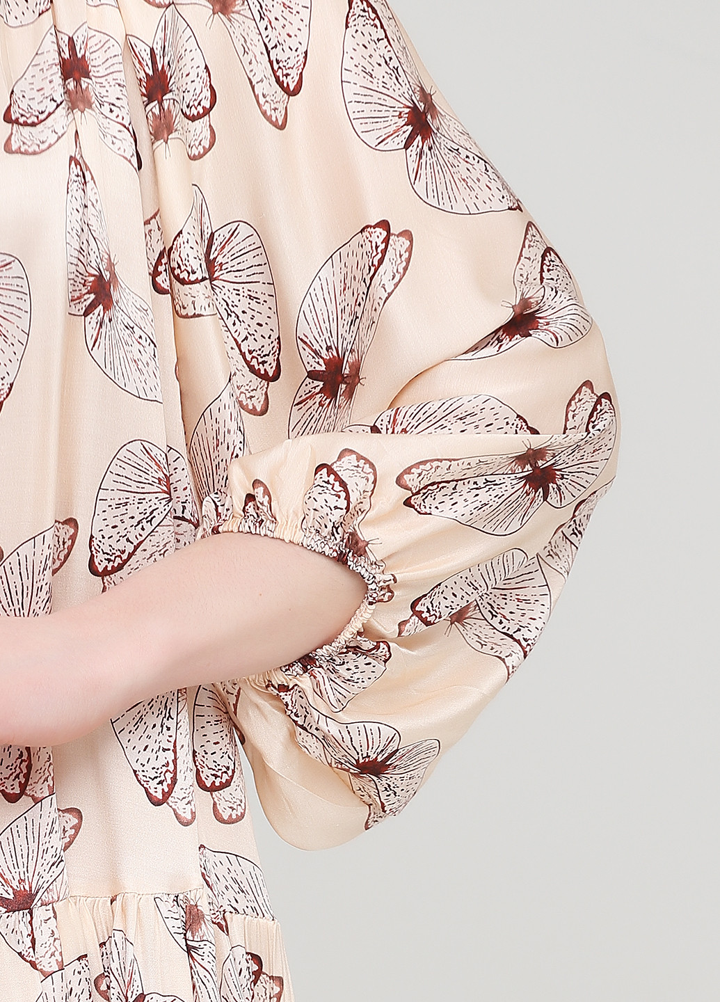 Светло-бежевое кэжуал платье а-силуэт, рубашка Made in Italy бабочки