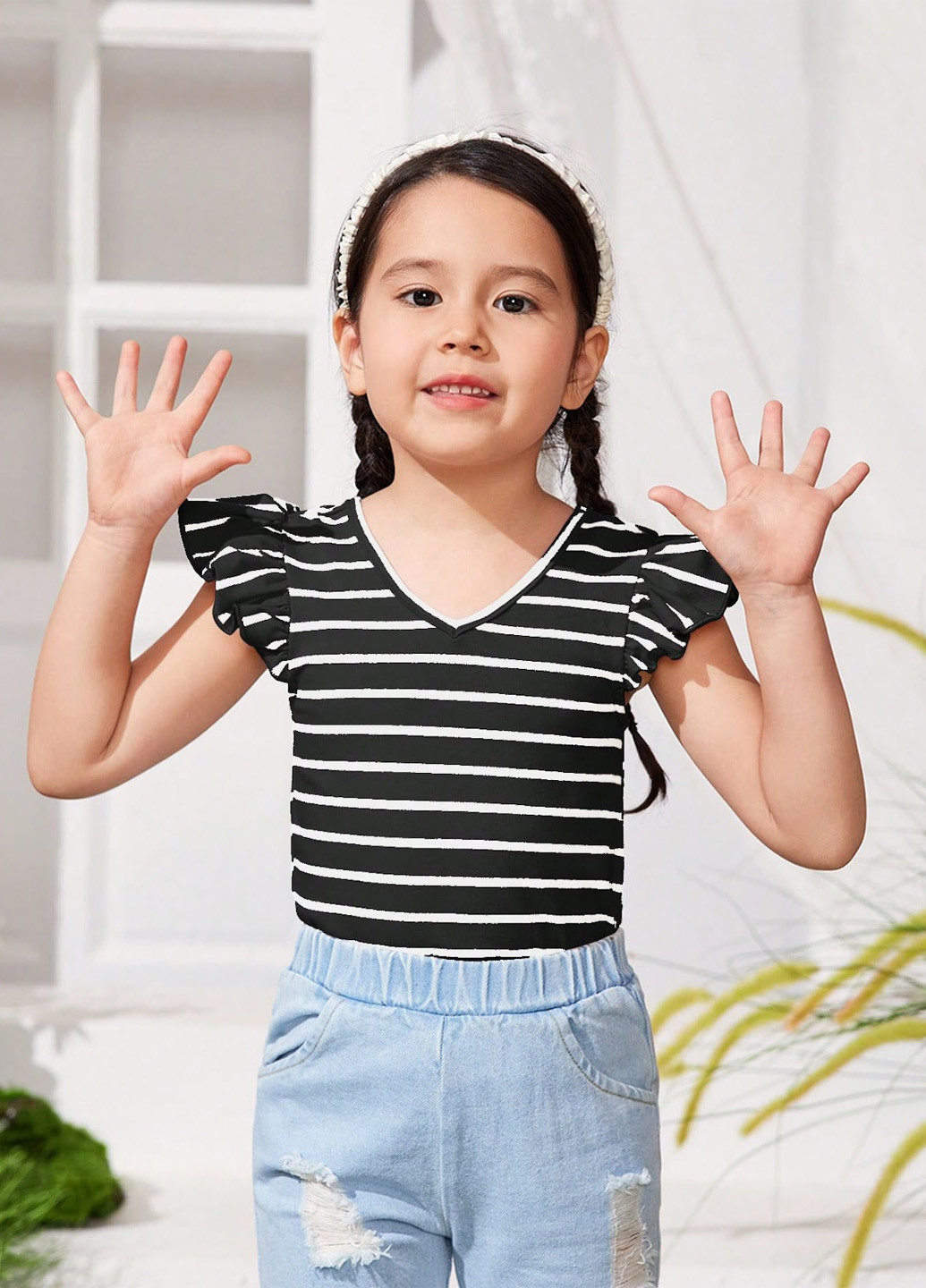 Чорно-біла літня футболка SHEIN