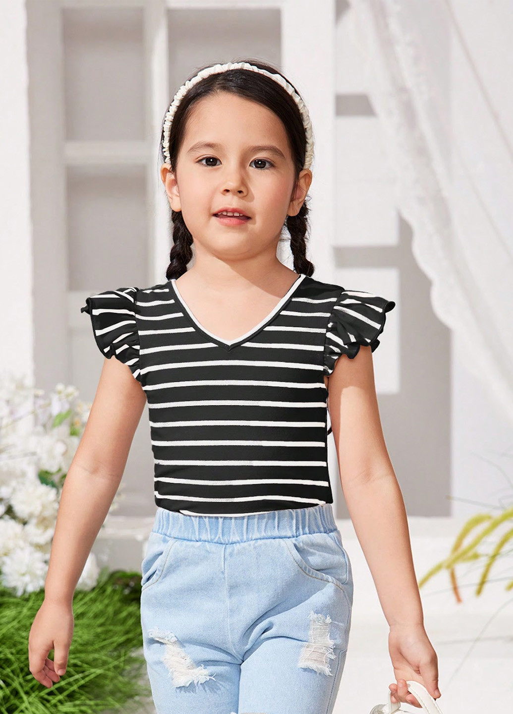 Чорно-біла літня футболка SHEIN