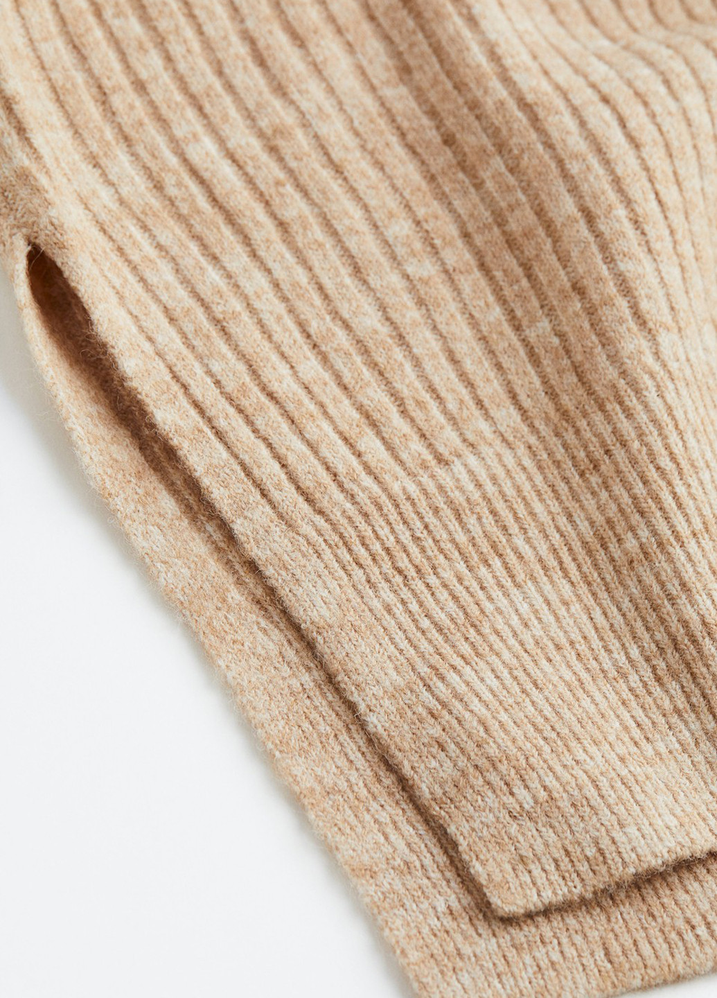 Бежевий зимовий светр джемпер H&M