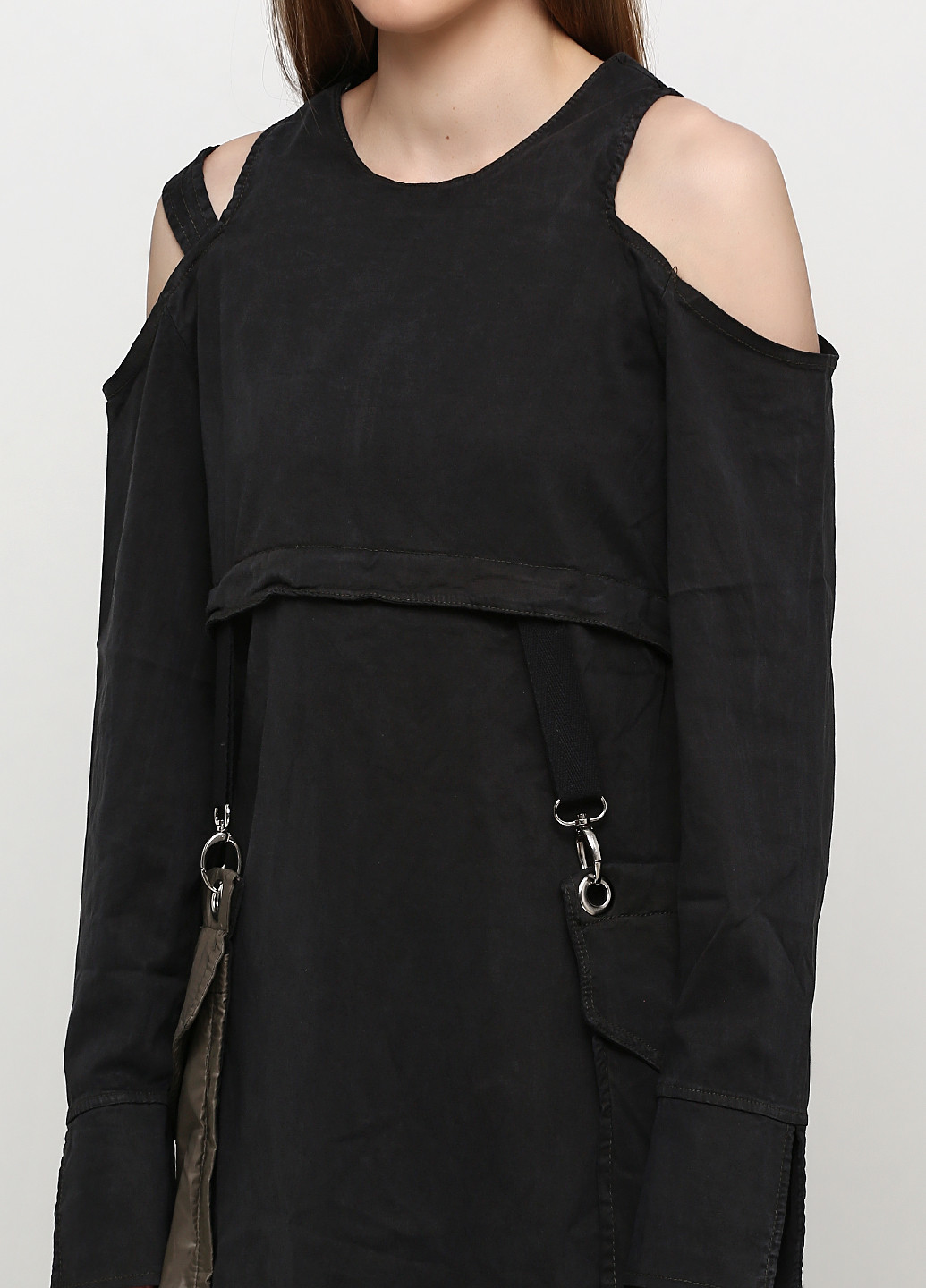 Чорна кежуал сукня з відкритими плечима Made in Italy однотонна
