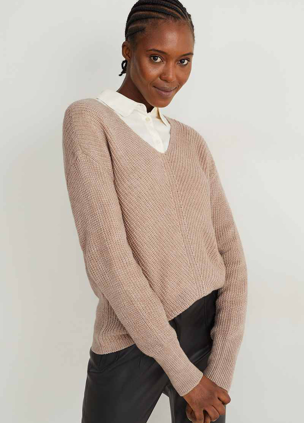 Бежевый демисезонный пуловер пуловер C&A