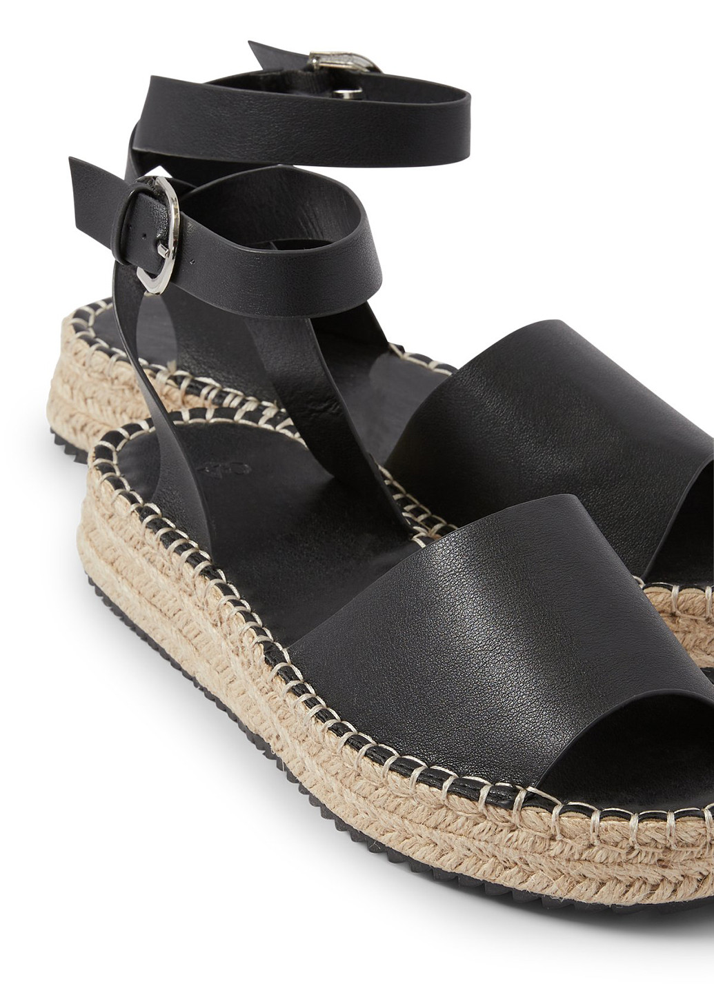 Черные босоножки C&A с ремешком на плетеной подошве