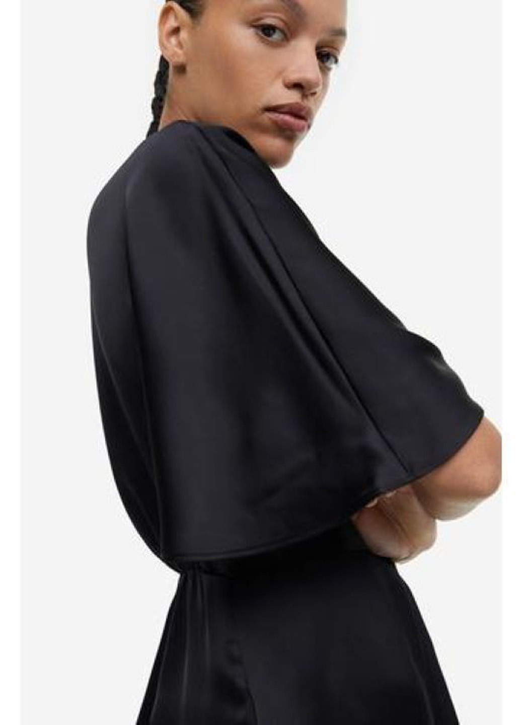 Чорна коктейльна, кежуал сукня на запах H&M однотонна