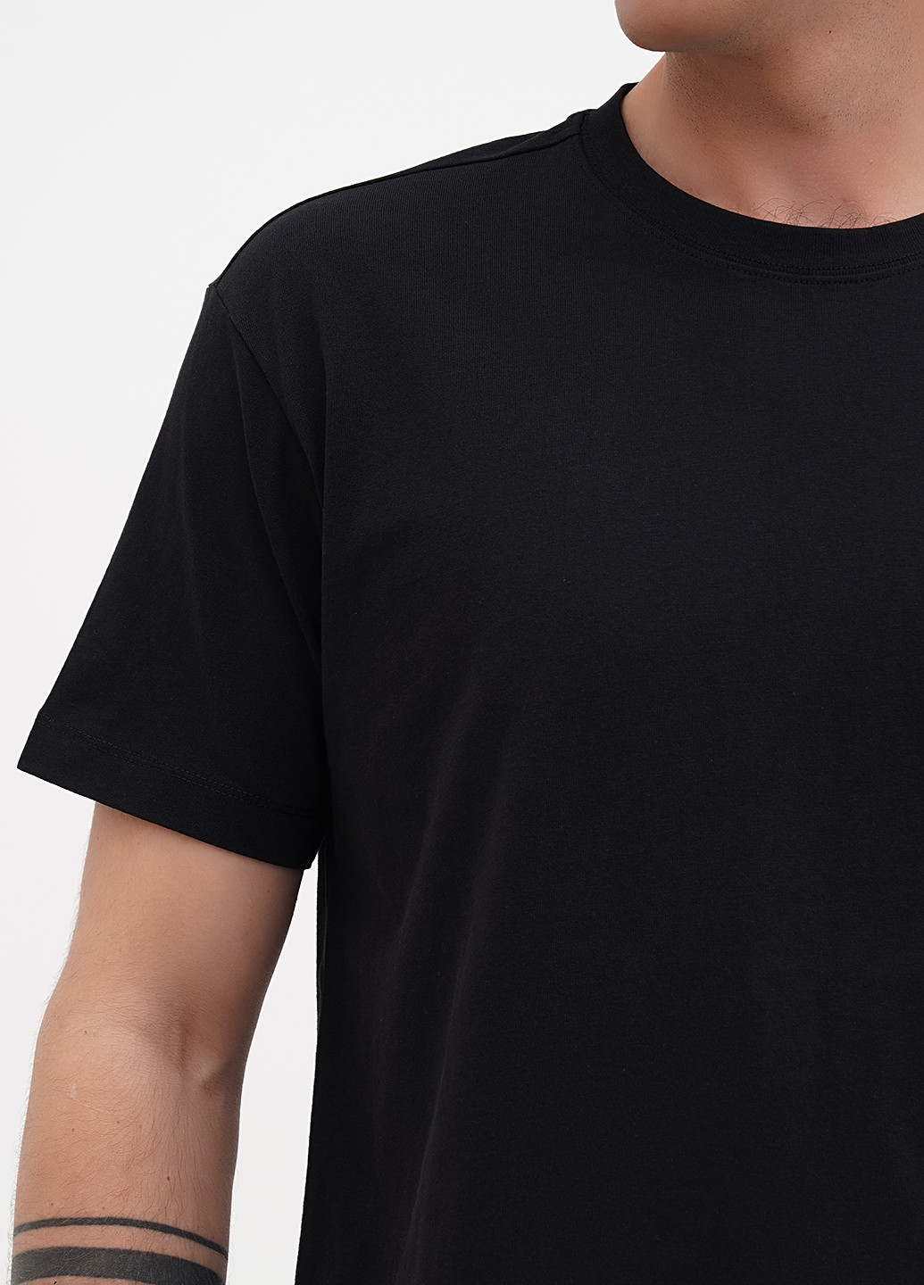 Черная футболка Napapijri