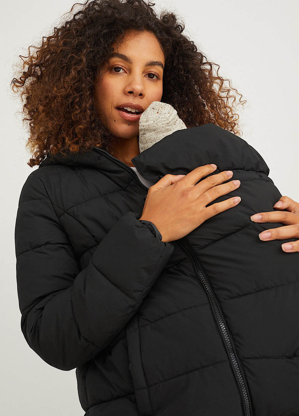 Темно-синя демісезонна куртка для годуючих C&A