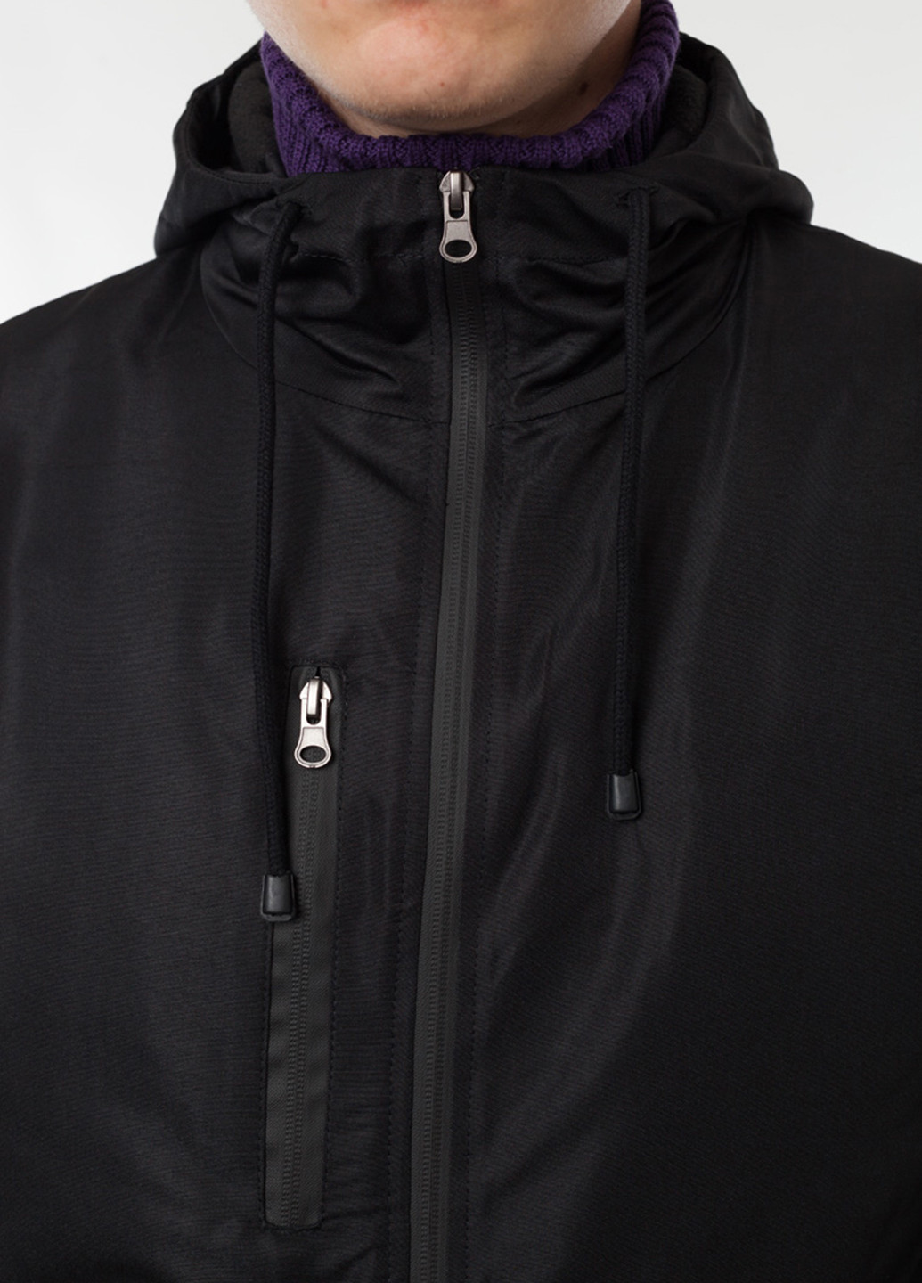 Черная демисезонная куртка F'91