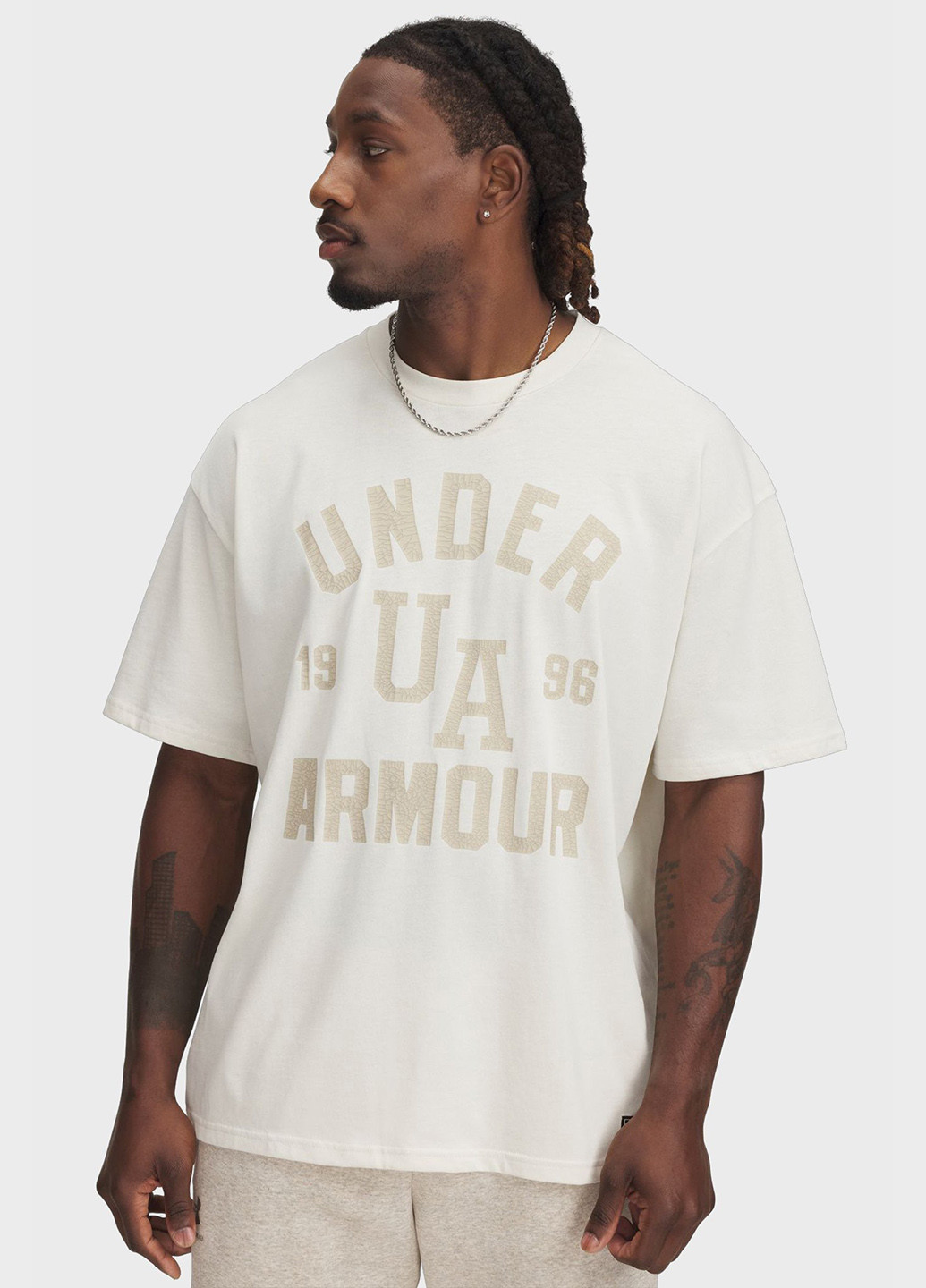 Светло-бежевая футболка Under Armour