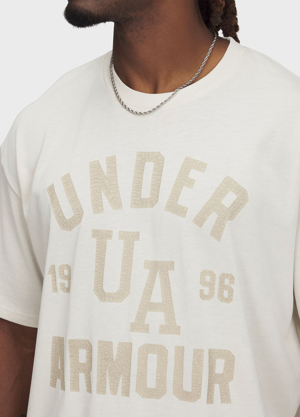 Светло-бежевая футболка Under Armour