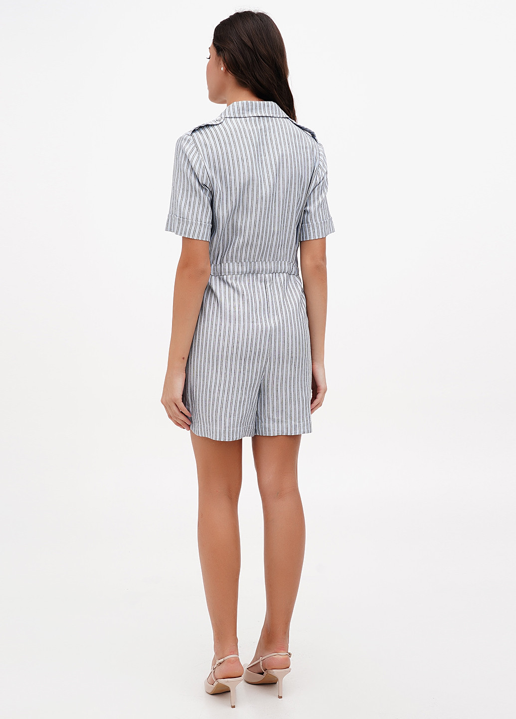 Комбинезон Sassofono комбинезон-шорты полоска комбинированный кэжуал вискоза, лен