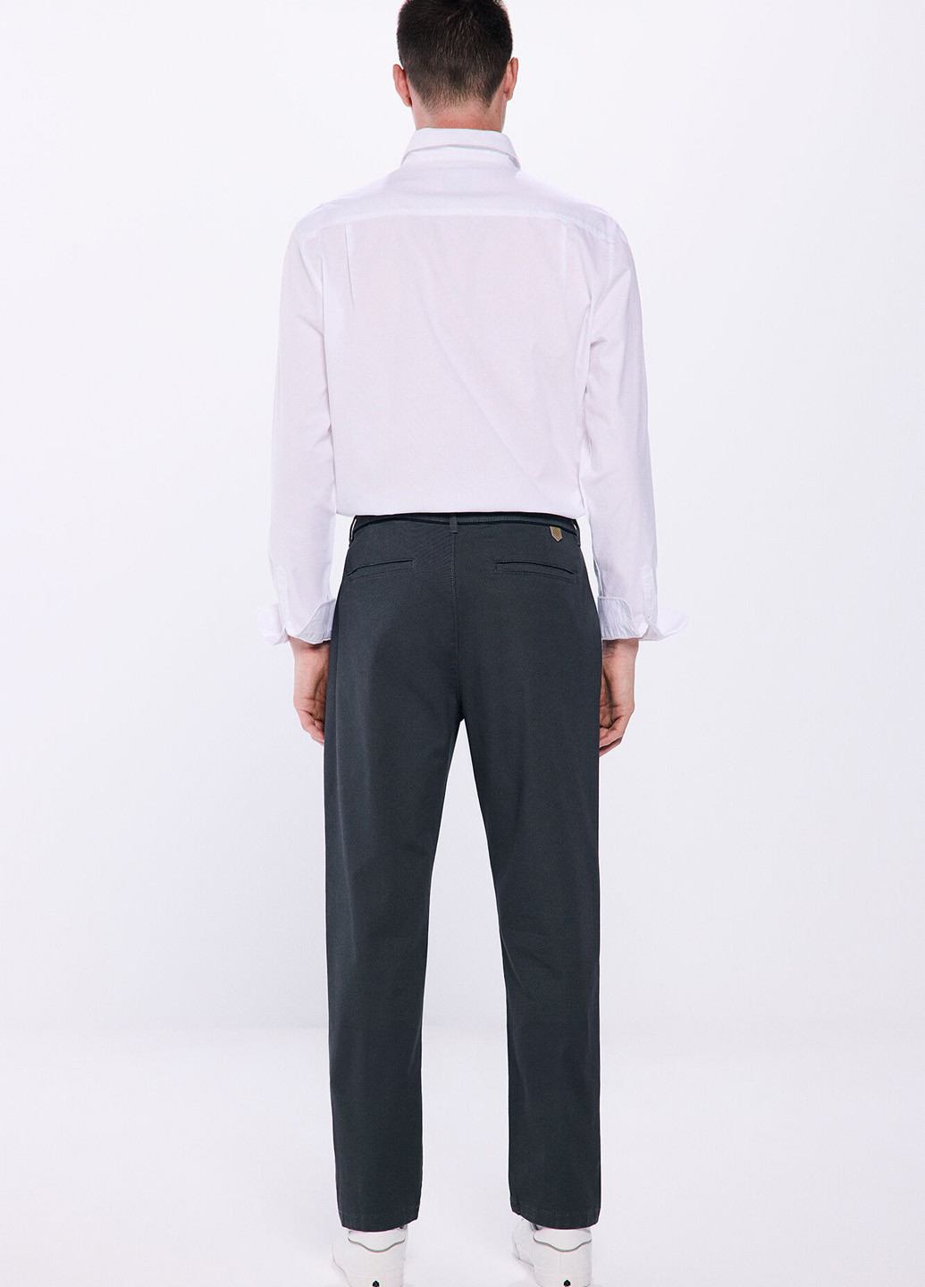 Черные кэжуал демисезонные чиносы брюки Springfield