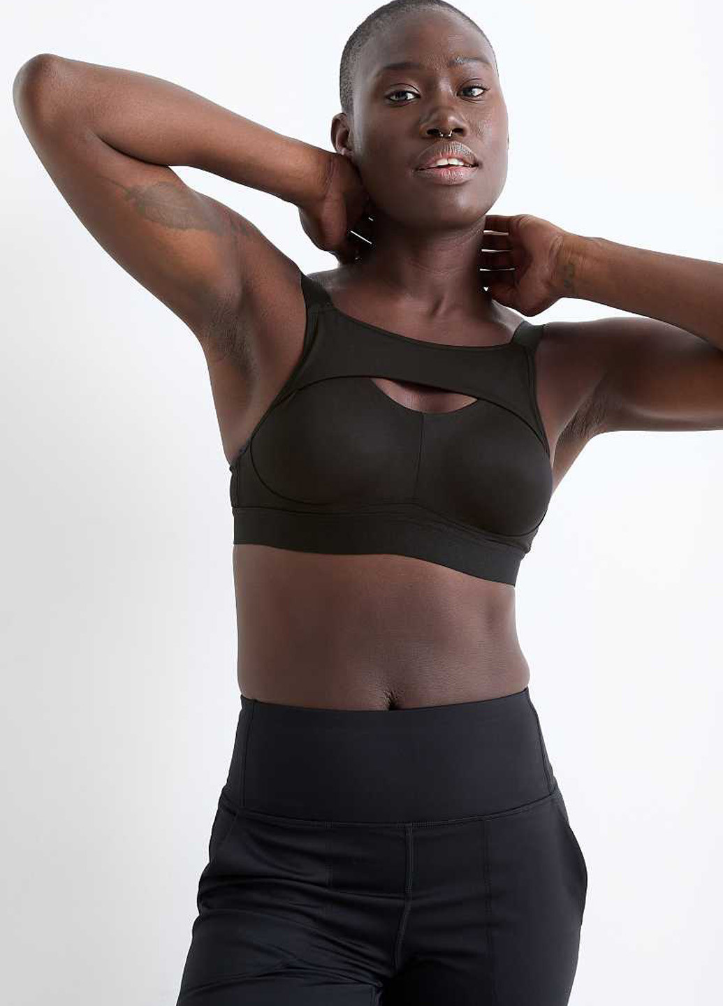 Чёрный бюстгальтер C&A без косточек полиэстер