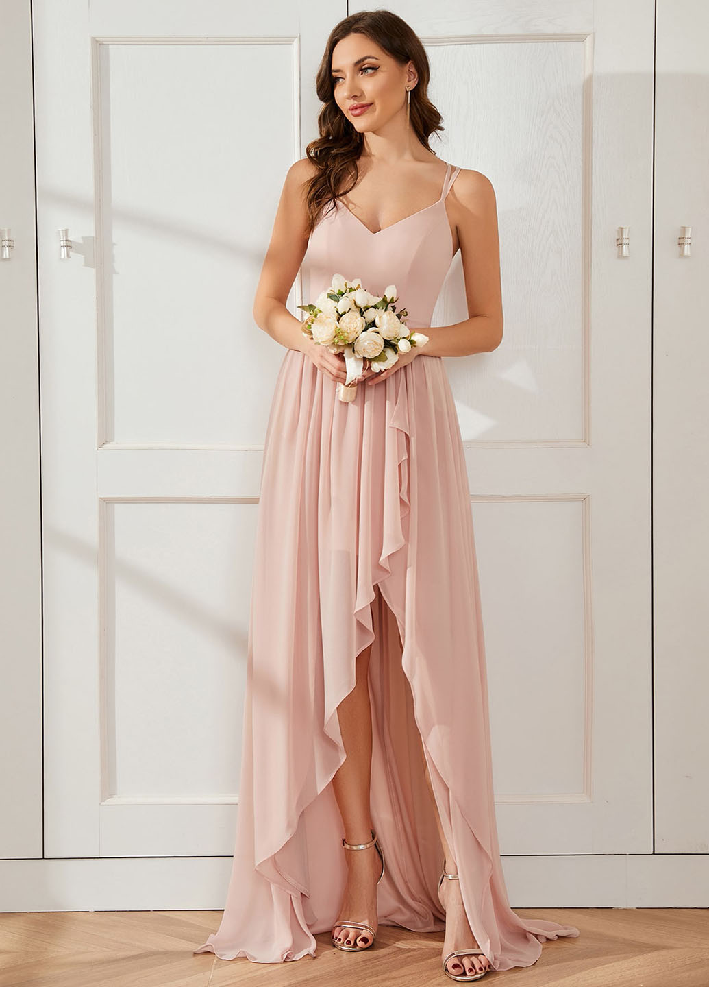 Пудровое вечернее платье клеш SHEIN однотонное