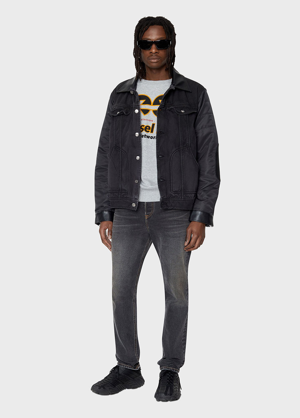 Чорна демісезонна куртка Diesel