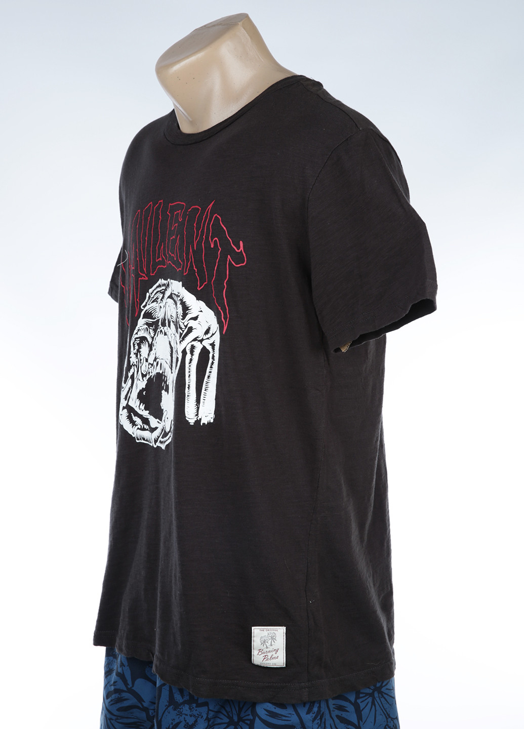 Черная футболка Vailent