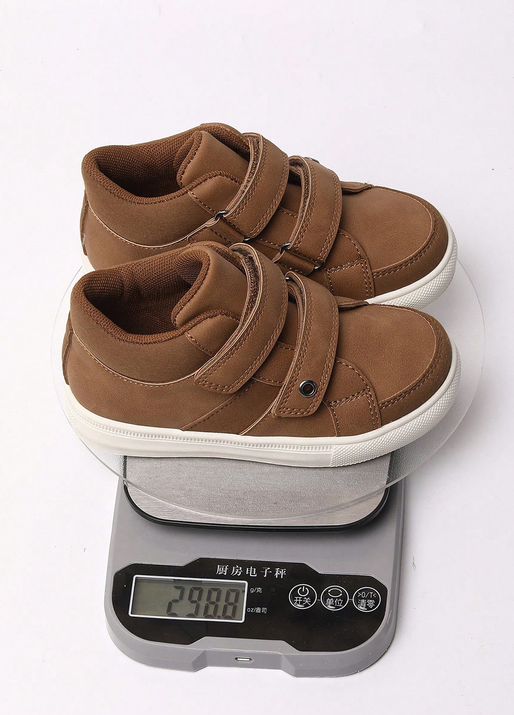 Світло-коричневі осінні кросівки SHEIN