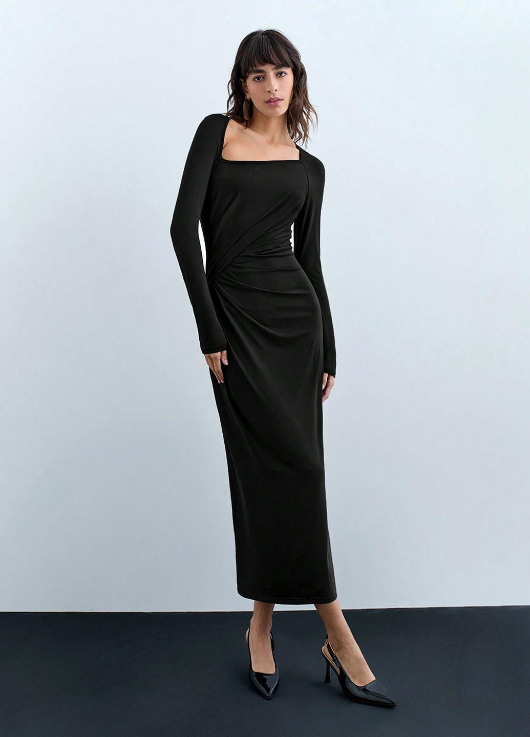 Чорна вечірня сукня SHEIN однотонна