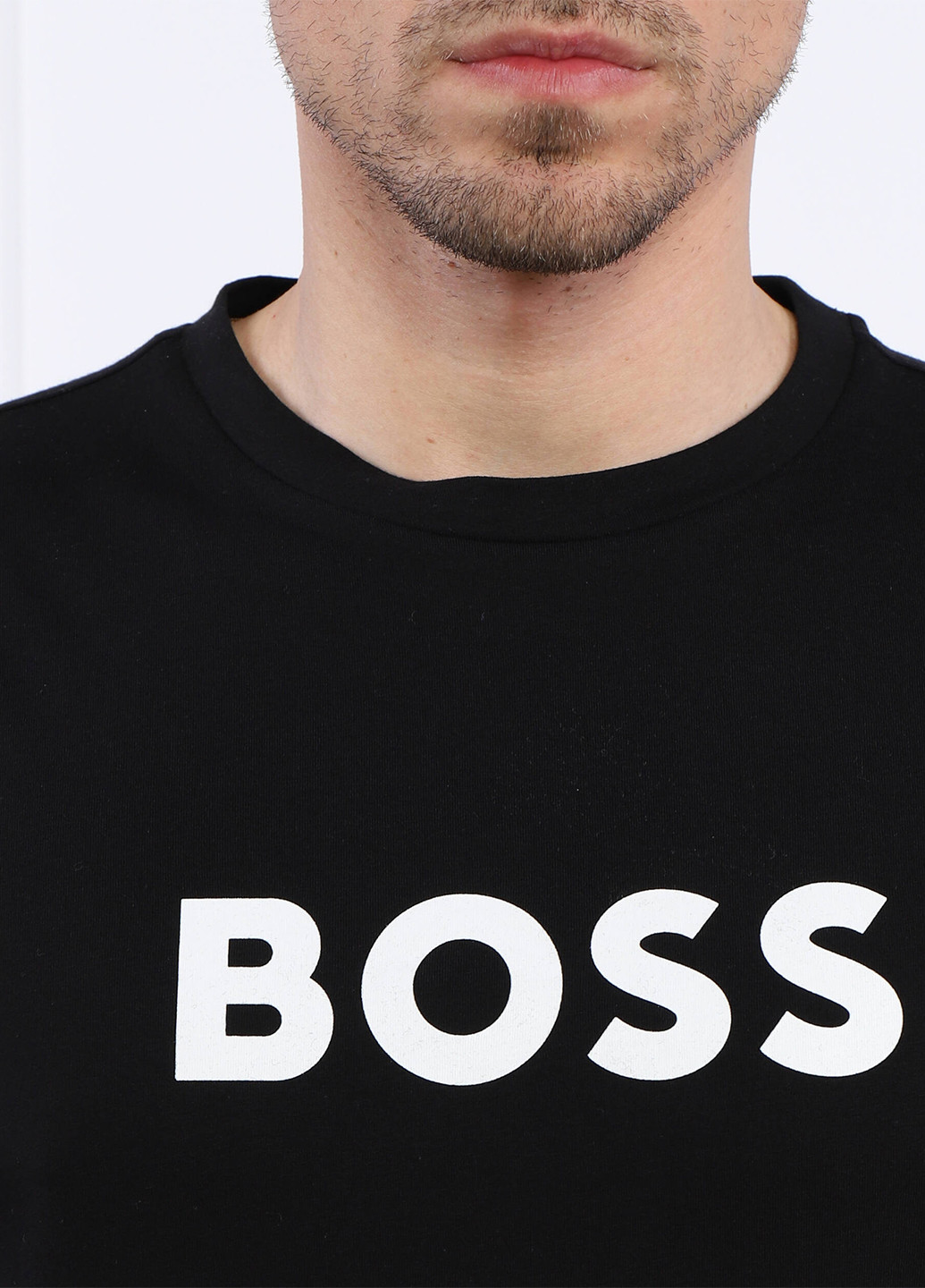 Черная футболка Hugo Boss
