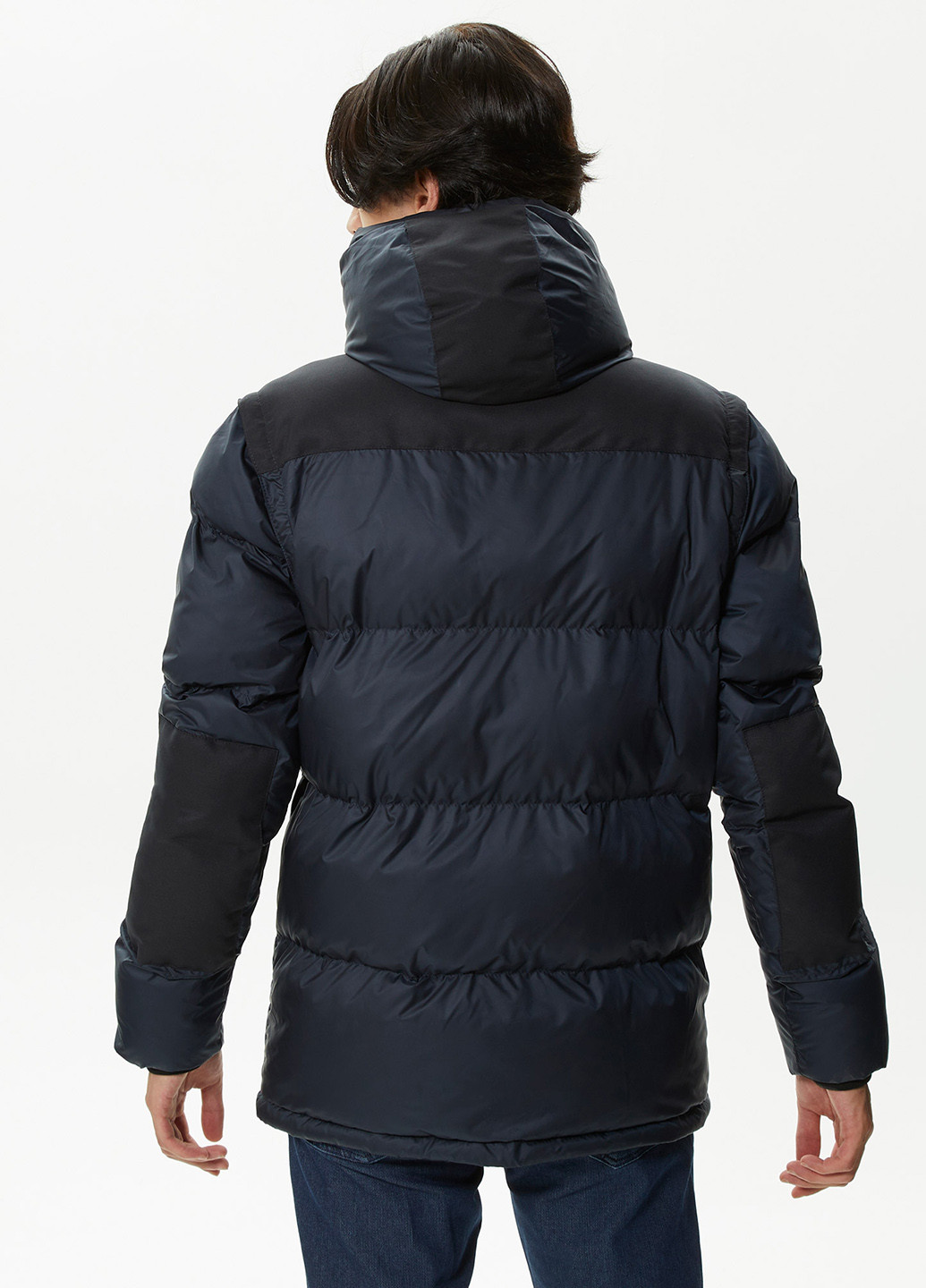 Темно-синяя демисезонная куртка Lacoste