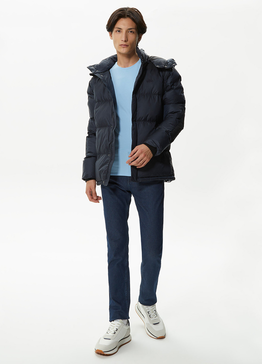 Темно-синяя демисезонная куртка Lacoste