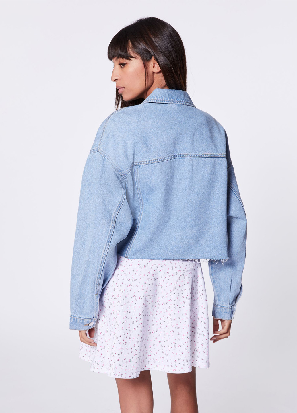 Белая кэжуал цветочной расцветки юбка Jennyfer клешированная