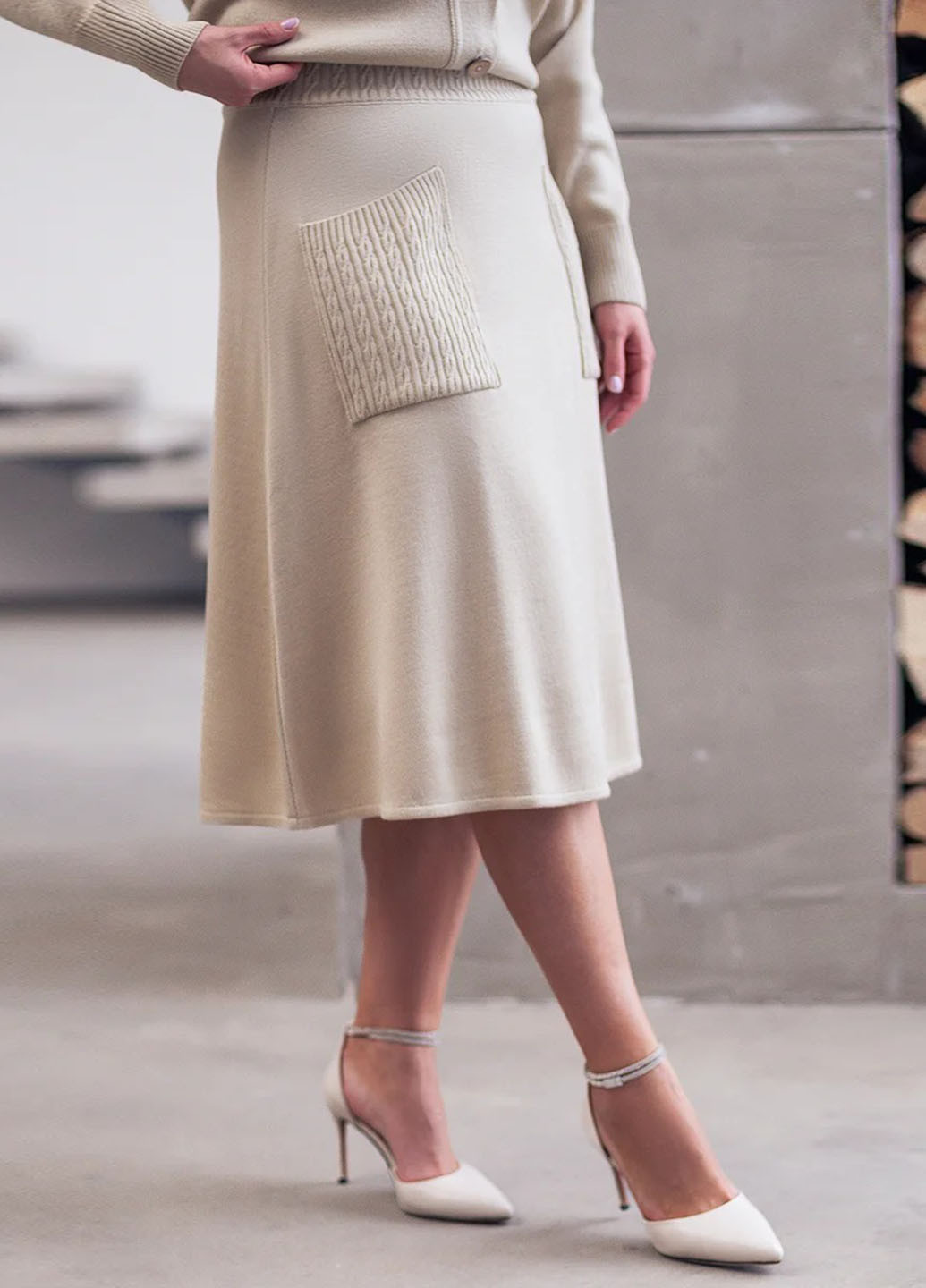 Светло-бежевая кэжуал однотонная юбка Fashion а-силуэта (трапеция)