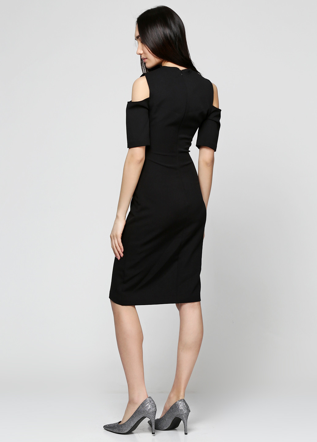 Черное кэжуал платье миди Zara однотонное