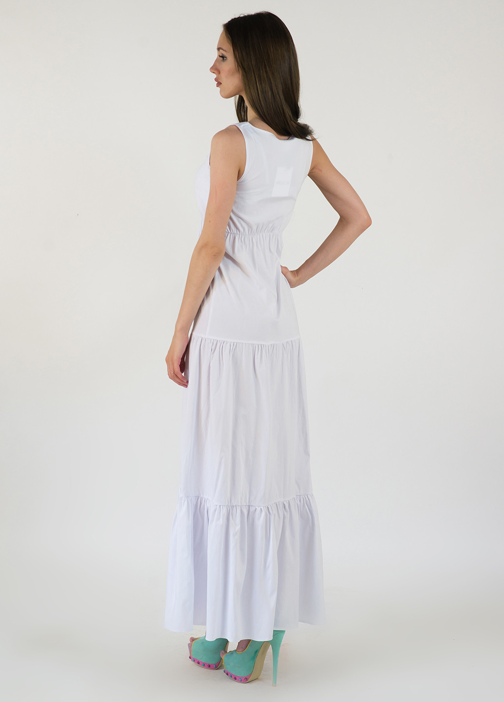 Белое кэжуал платье Podium однотонное
