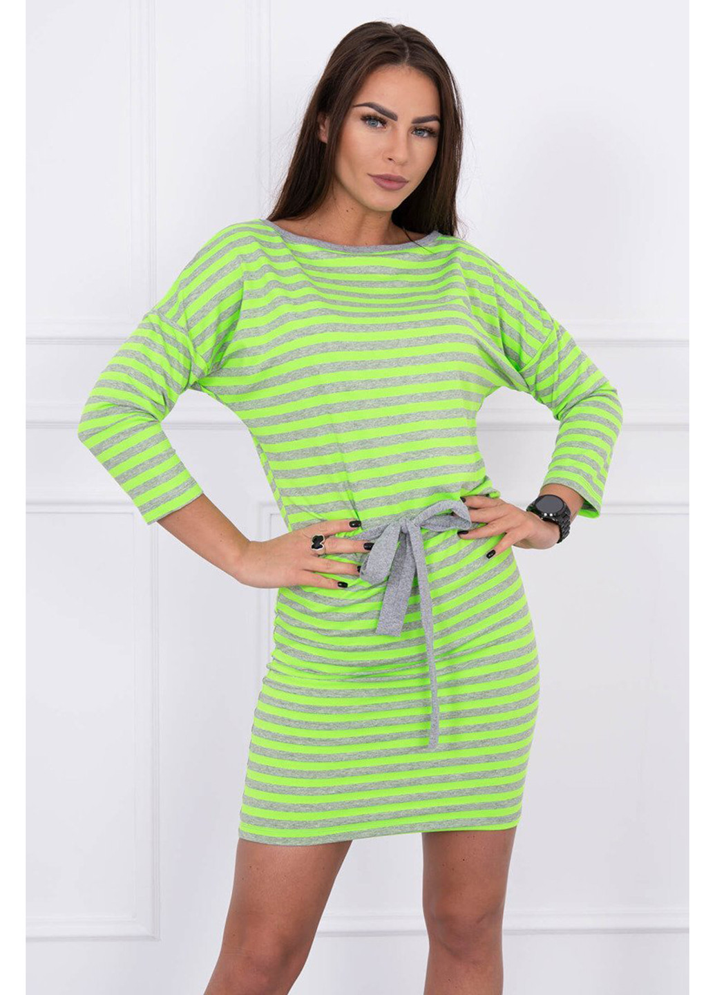 Салатова кежуал футболка в смужку салатовое сукня-футболка Kesi в смужку