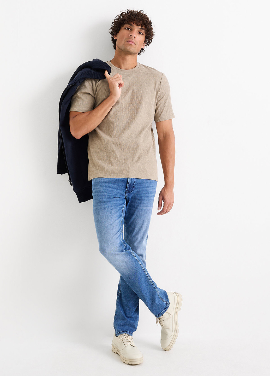 Сіро-бежева футболка C&A