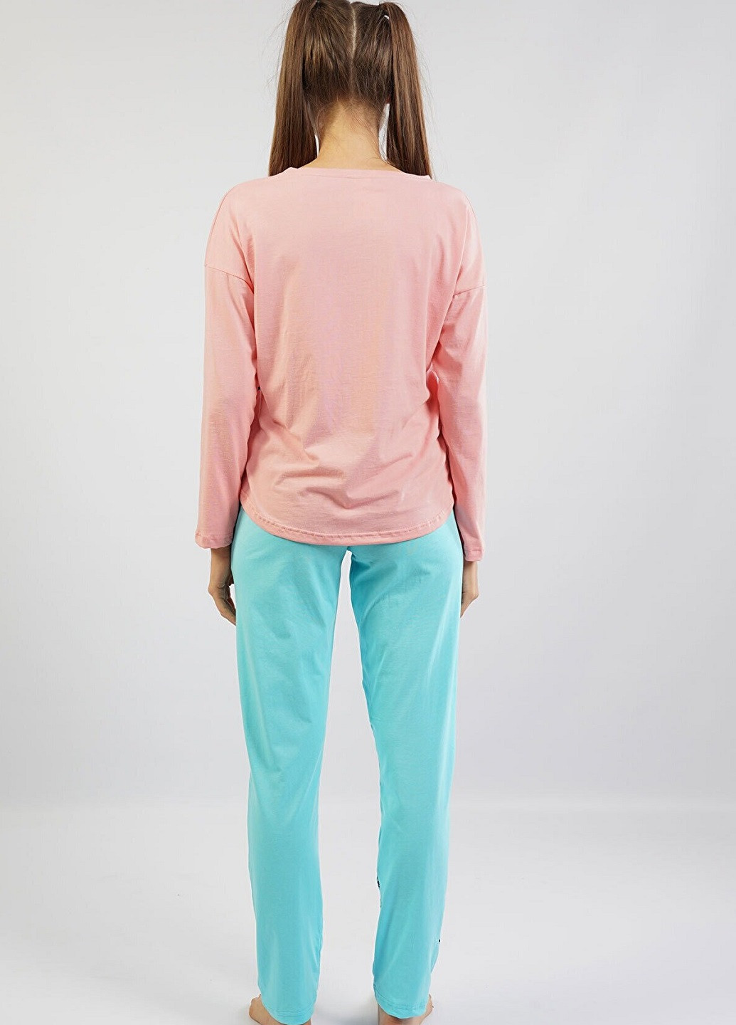 Розовая всесезон комплект (лонгслив, брюки) лонгслив + брюки Vienetta