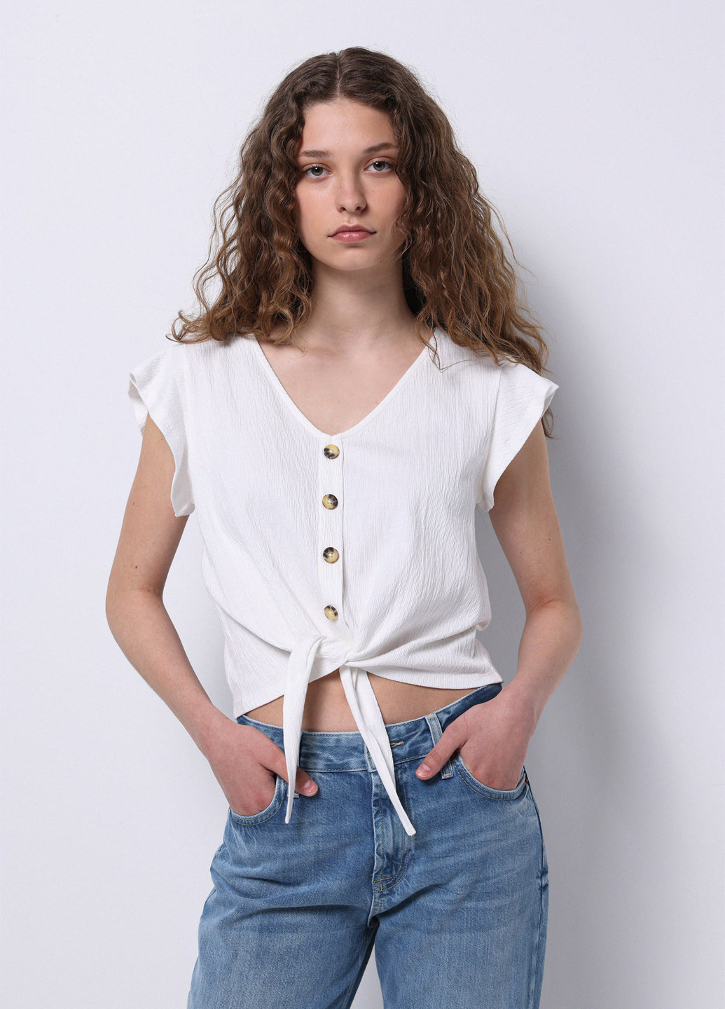 Біла блуза Colin's