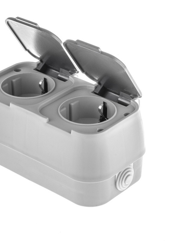 Розетка двойная с заземлением FB-2RW Brille (253967296)