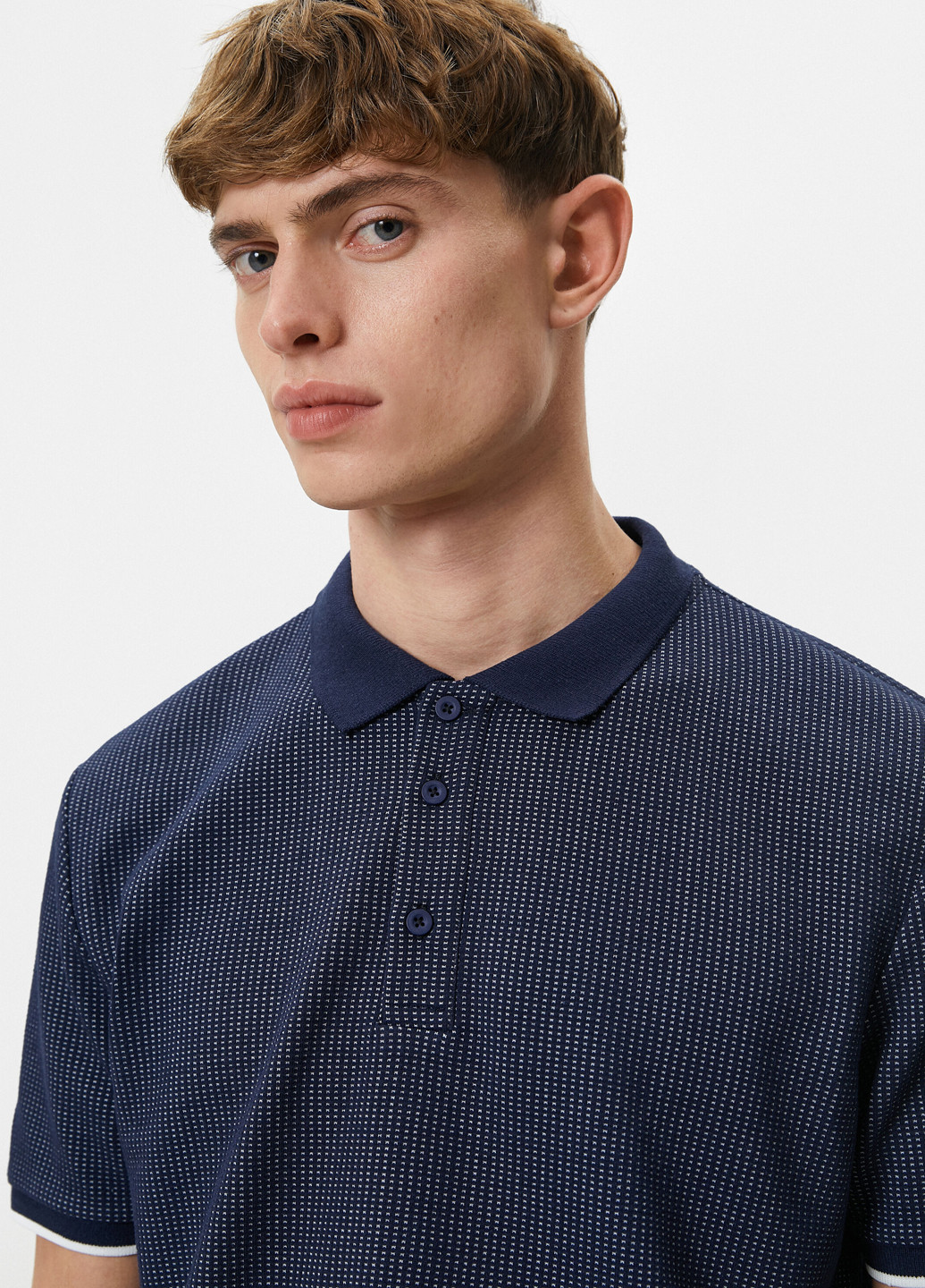 Темно-синяя футболка-поло для мужчин KOTON с геометрическим узором