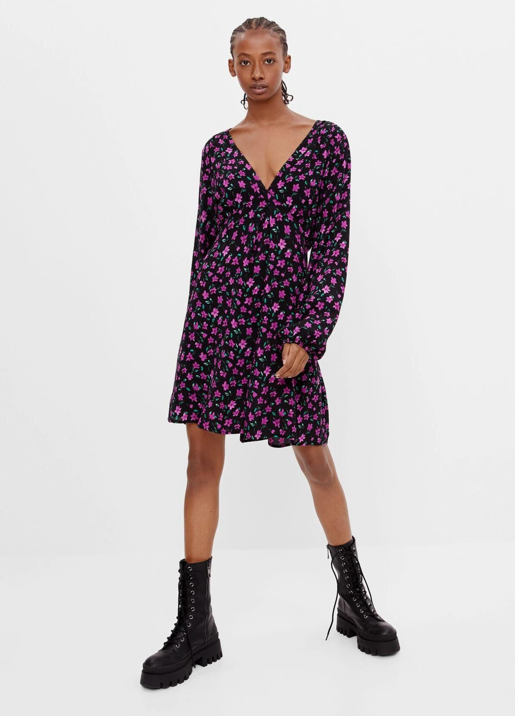 Чорна сукня демісезон Bershka