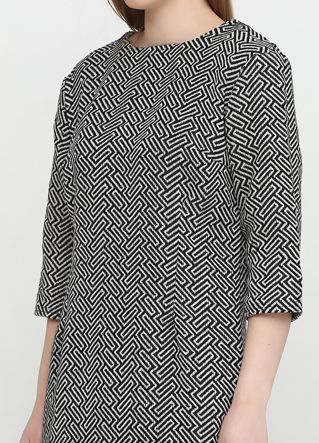 Черное кэжуал платье Zhmurchenko Brand с геометрическим узором