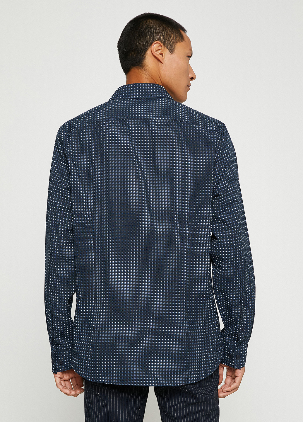 Темно-синяя кэжуал рубашка с геометрическим узором KOTON