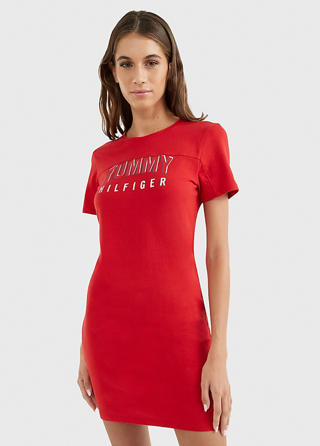 Красное кэжуал платье платье-футболка Tommy Hilfiger с логотипом