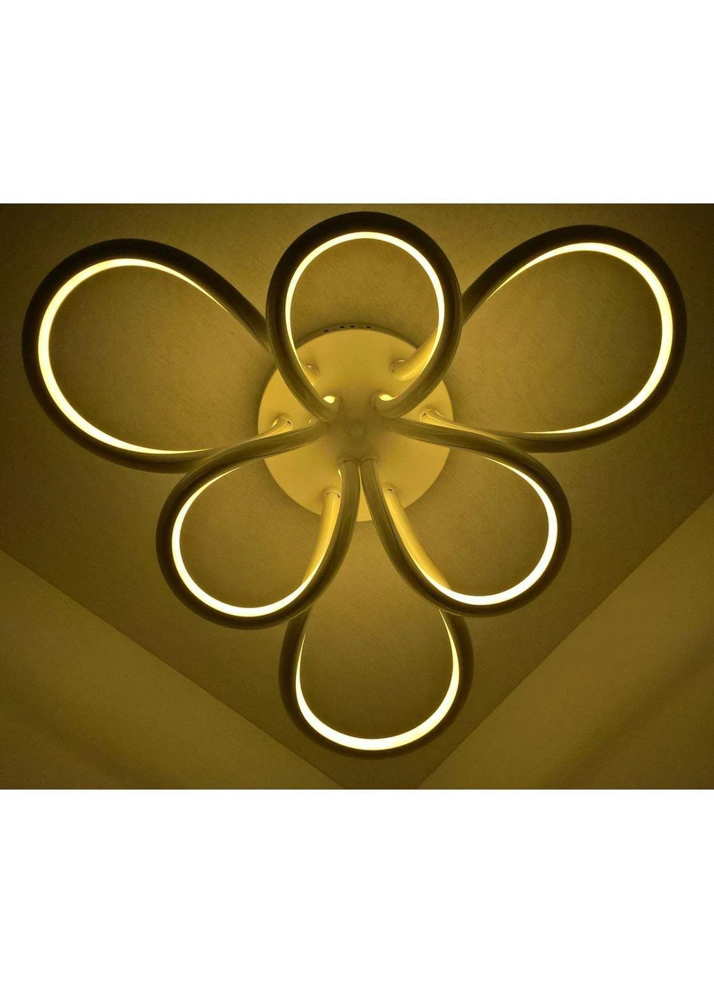 Люстра потолочная LED с пультом A2015/3+3 Белый 20х60х60 см. Sunnysky (253122340)