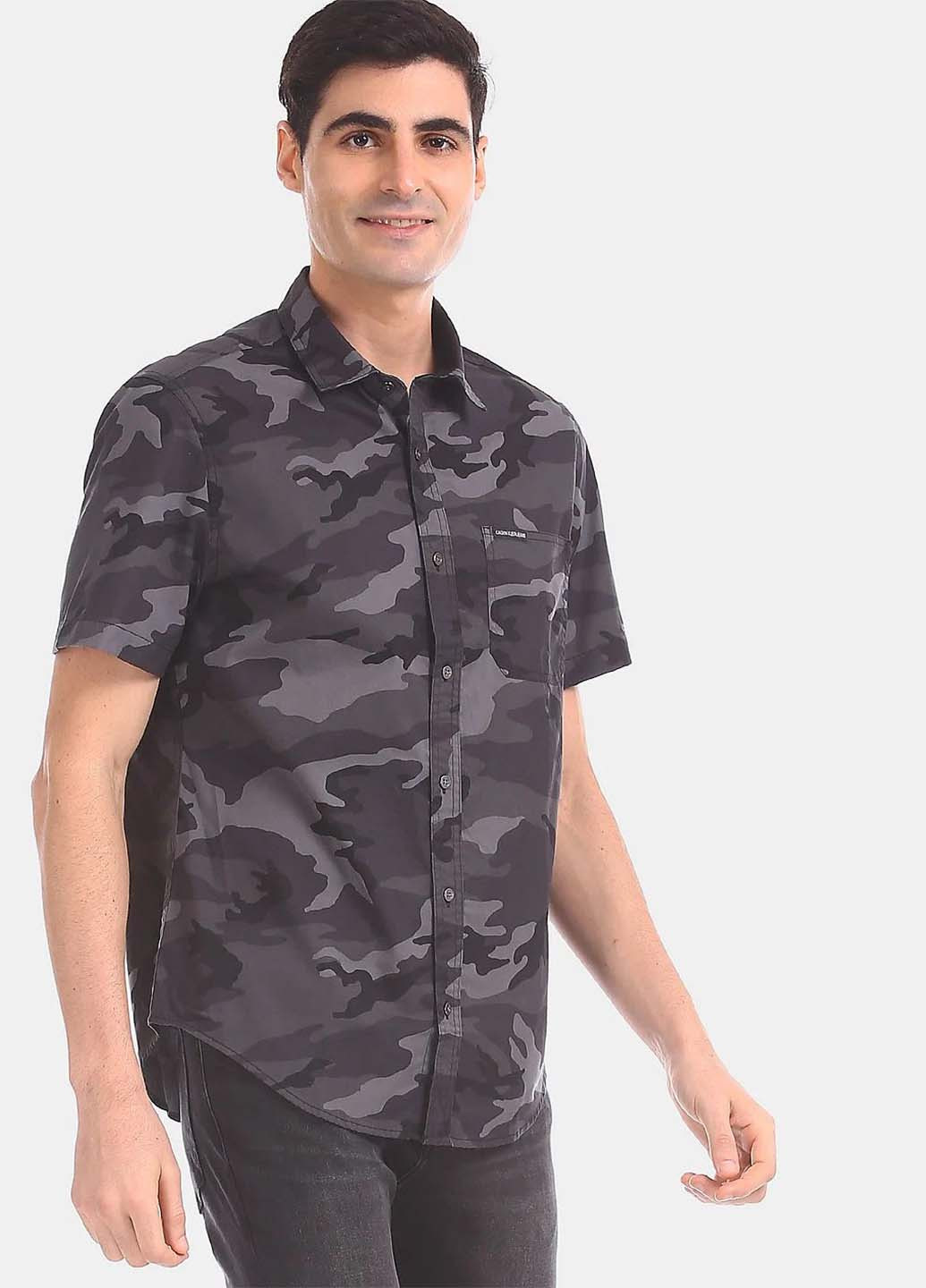 Серая кэжуал рубашка камуфляжная Calvin Klein
