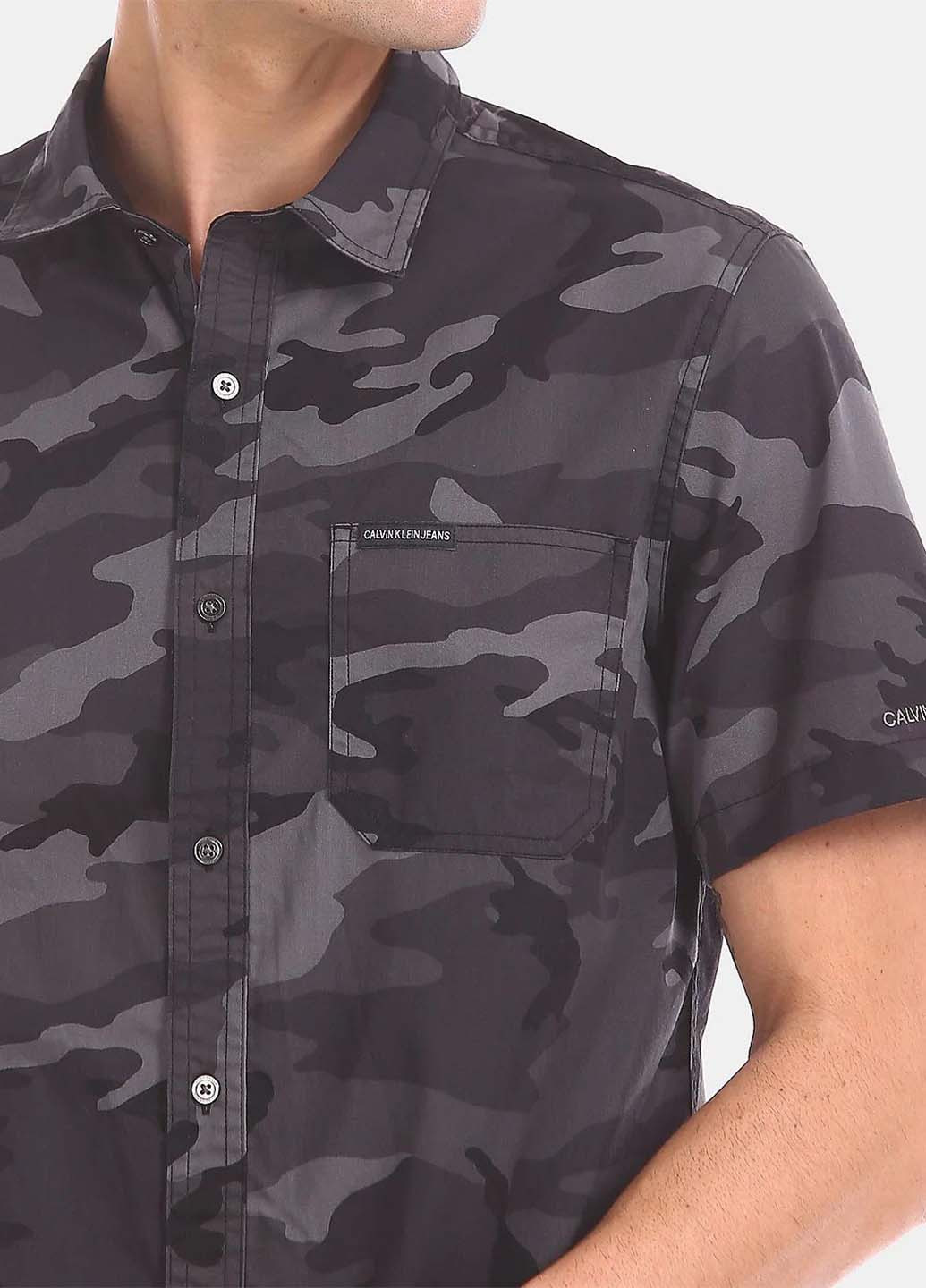 Серая кэжуал рубашка камуфляжная Calvin Klein