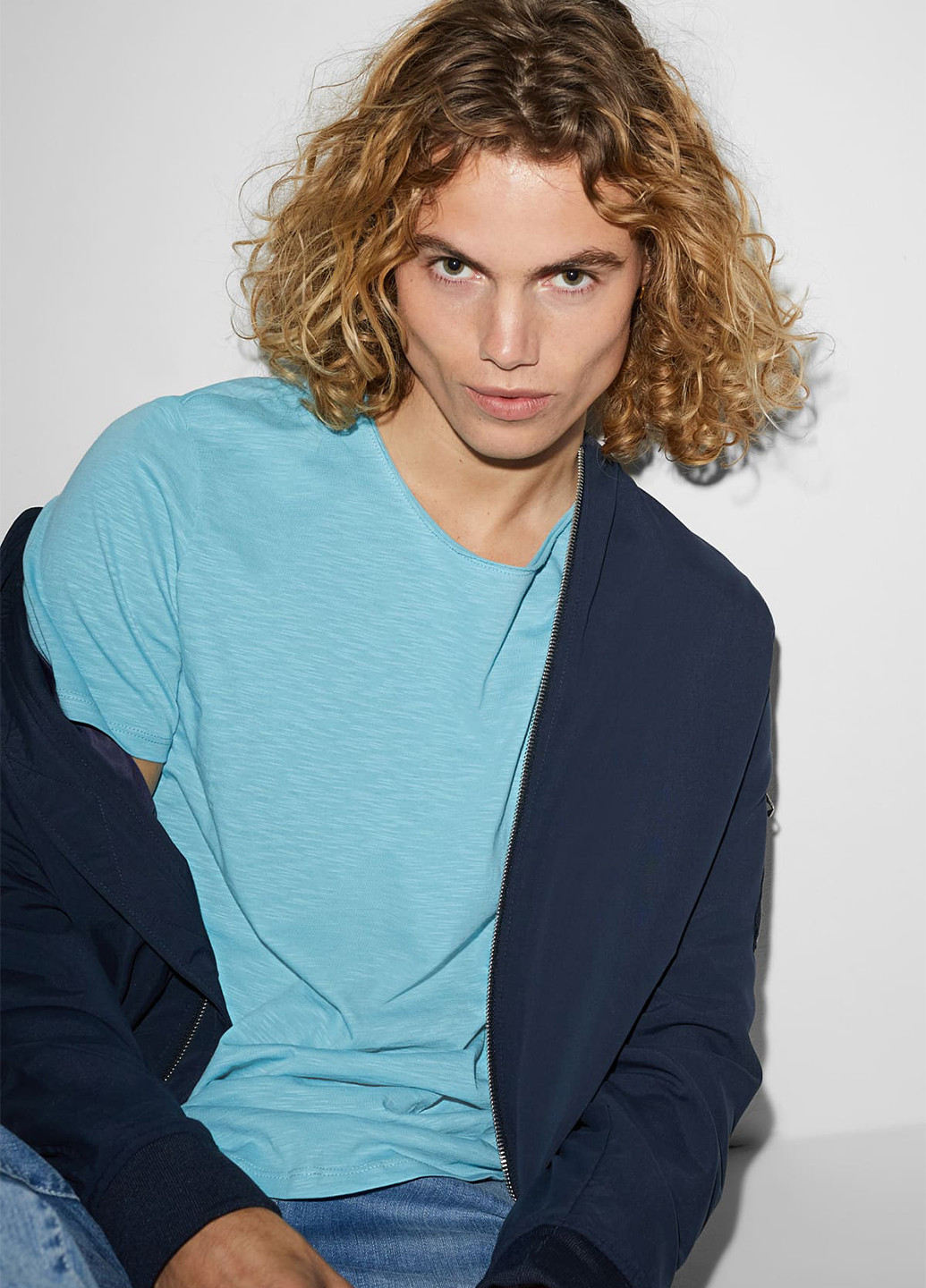 Блакитна футболка C&A