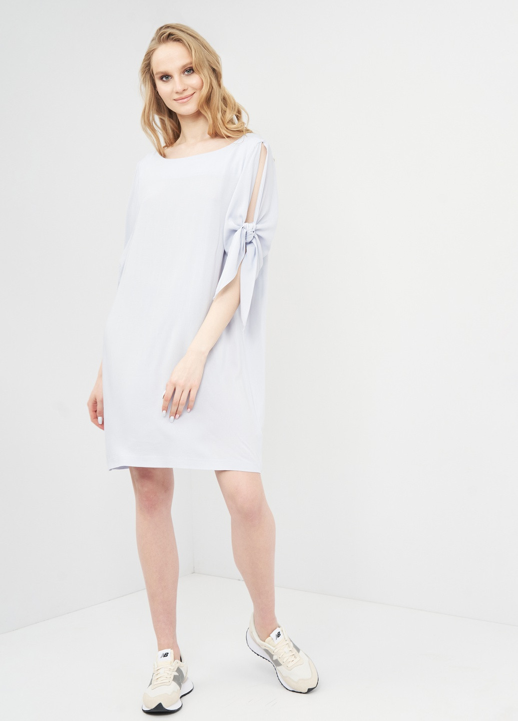 Блакитна кежуал сукня H&M однотонна