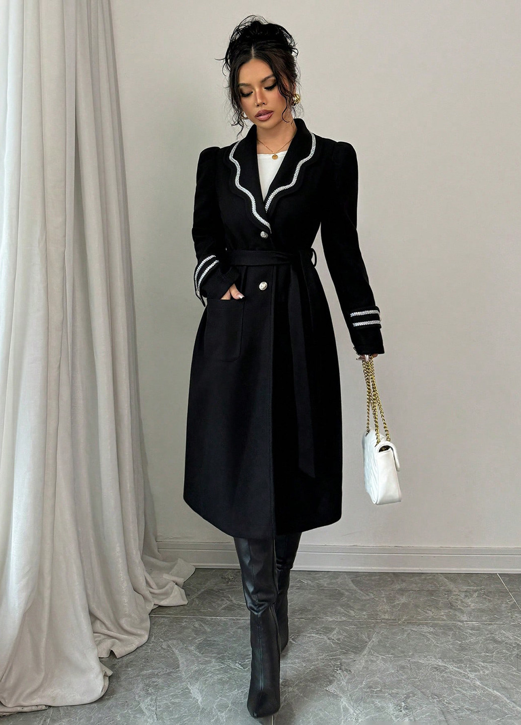 Чорне демісезонне Пальто однобортне SHEIN